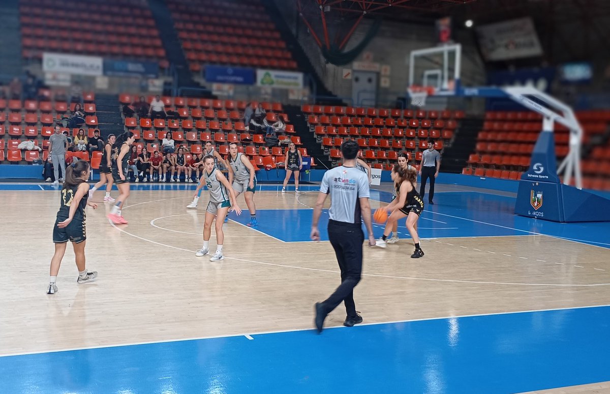 | PRIMERA NACIONAL | ⛹🏻‍♀️ #1NacionalFemenina 
📌J.18
🏡 Plantío 

Al descanso
<a href="/CBBabieca/">C.B. Babieca</a> 28 - 35 Cañadío Santander