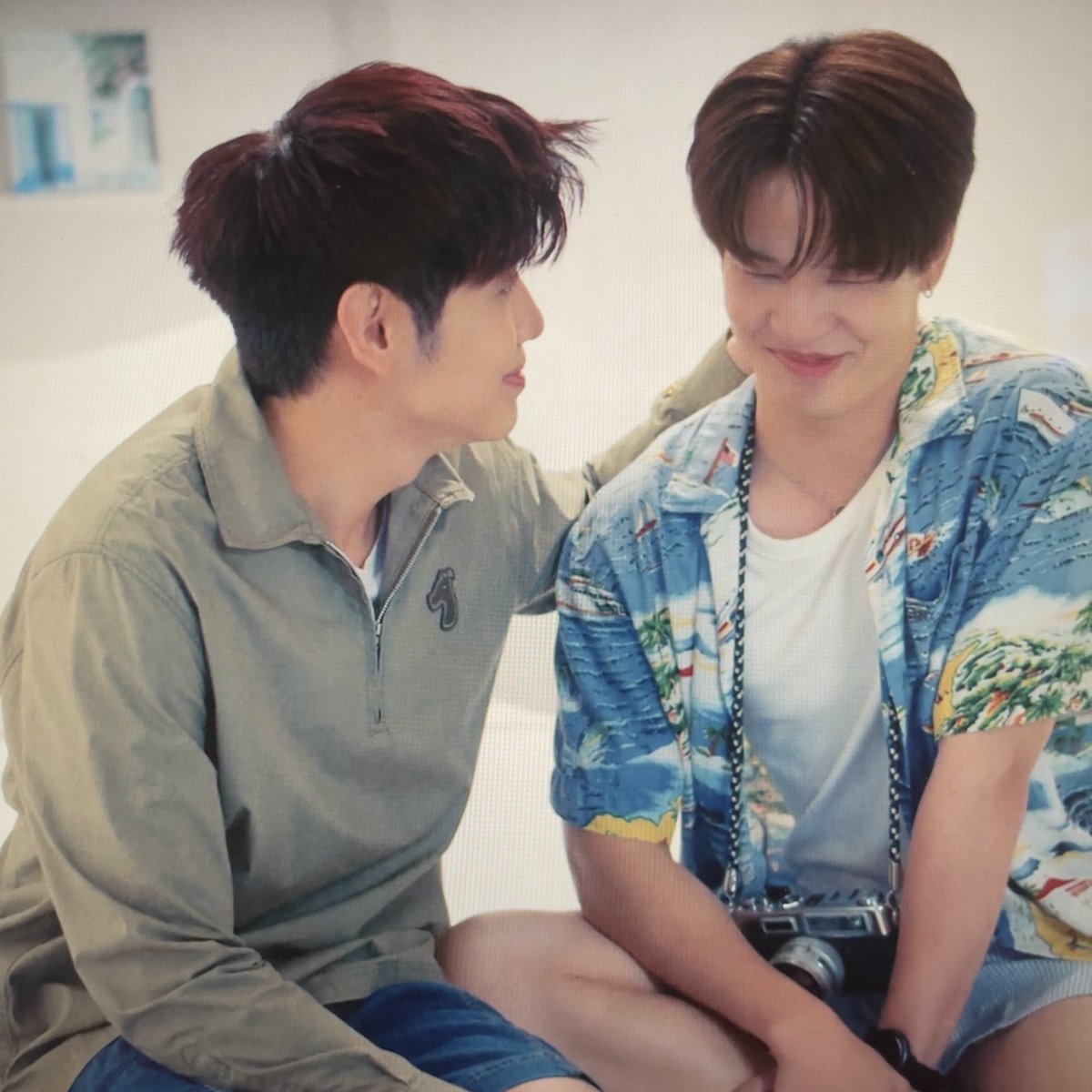 ไอ่เด็กอ้อล้อมากกก ตล่กฮี

RELOVED THE SERIES OTHERWISE US
#RELOVED_OtherwiseUS