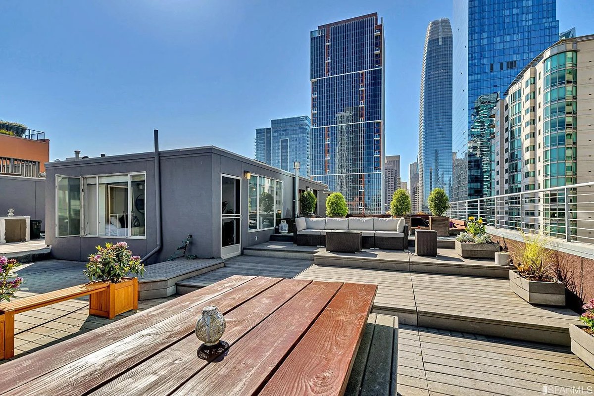 Ryan Hoover tweet media