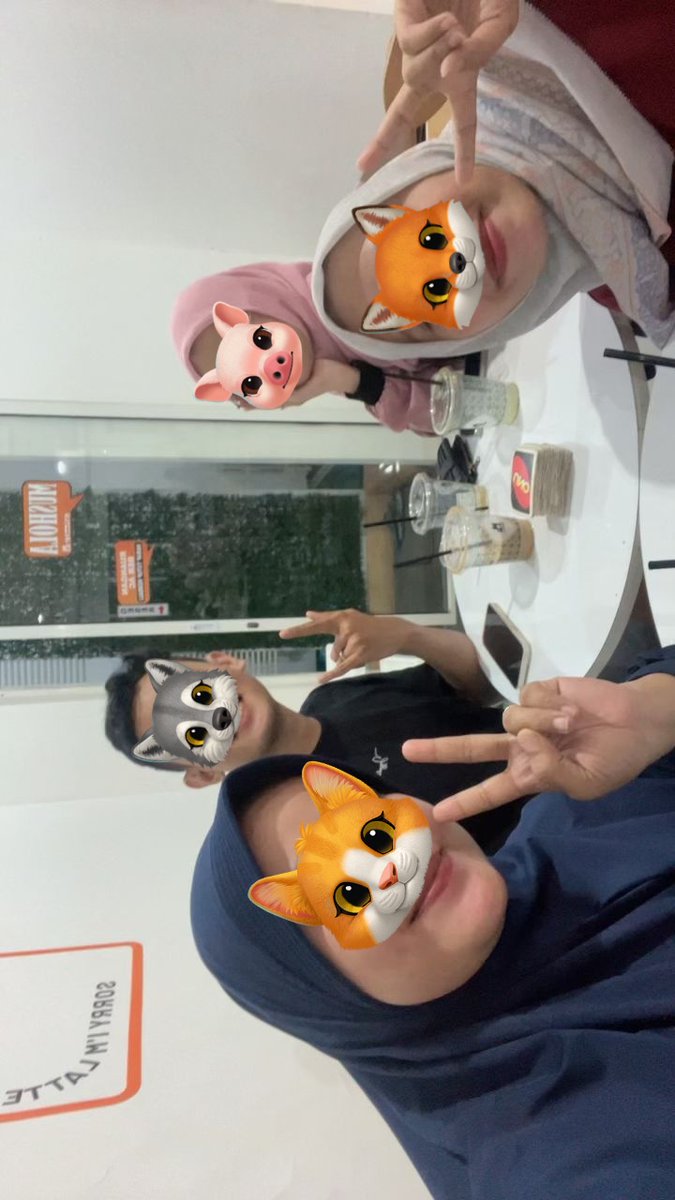 abcdeyina's tweet image. malming terkocak sepanjang hidup 🤣