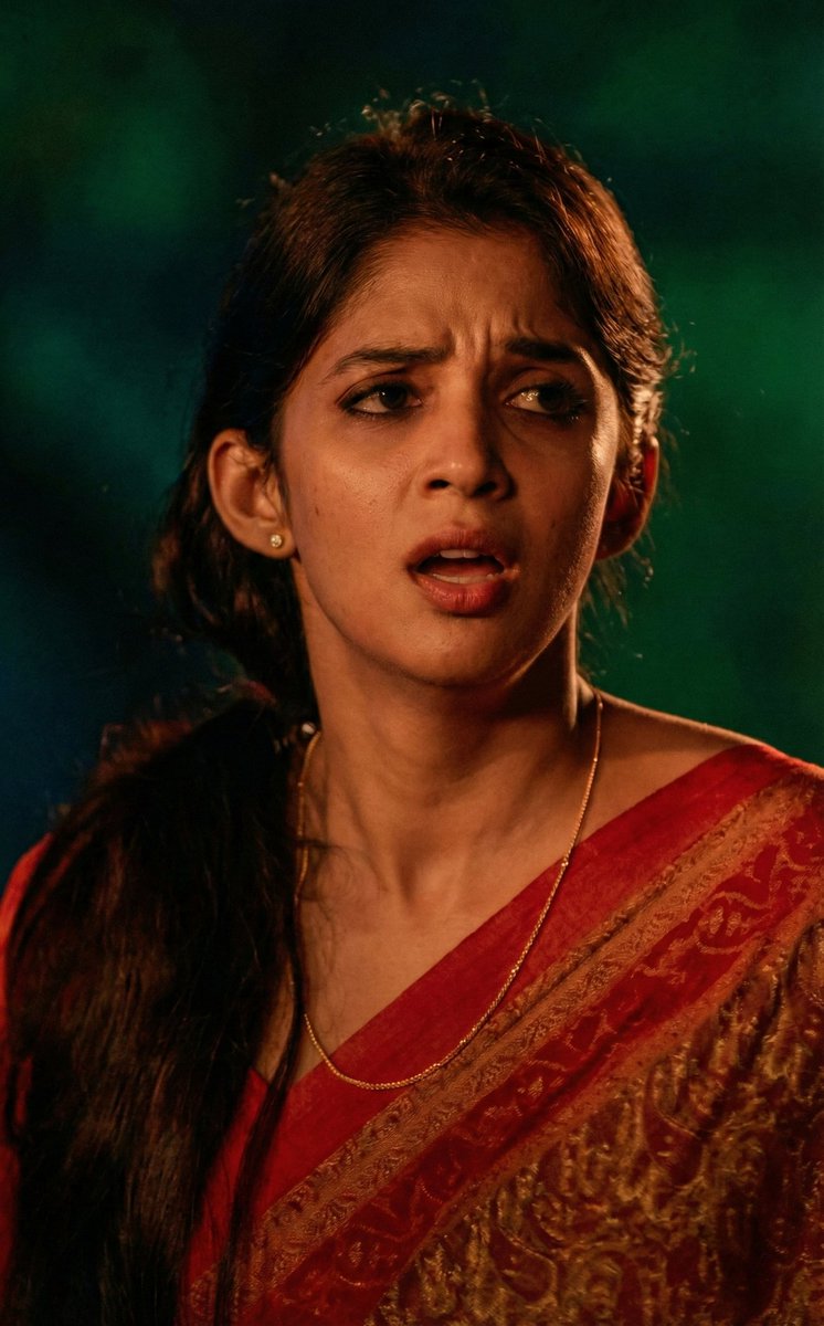 Stranger9498's tweet photo. Ivala katti pudichi kasakanum oru vaatiyaavathu https://t.co/qgBfyqLqQo