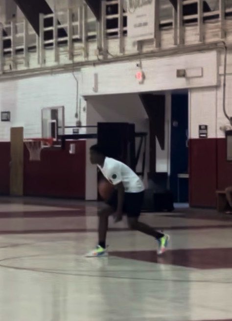N_Jeffries3's tweet image. Train like you’re the worst, play like you’re the best. Every rep counts. 🏀💪
Outwork yesterday. Outplay tomorrow. 

#Basketball #BasketballTraining #Hoopers #GrindMode #NoDaysOff #StudentAthlete #HoopLife