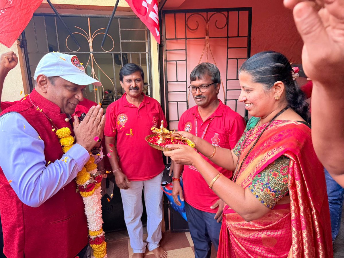 venupnair_nrmu's tweet photo. The 3-Day NRMU Education Program for Konkan Railway Staff was successfully held at Bicholim, Goa from 19/02/26 to 21/02/26.

On the final day, our GS Com. Venu P. Nairji received a warm welcome from the Verna Branch comrades with powerful NRMU slogans. He was officially welcomed by Com. Dineshan and Com. K.K. Seth with a shawl and bouquet.

Com. Vivek Nair briefed on the previous two days’ sessions, and the final Charter of Demands of Konkan Railway Staff was submitted to the GS.

The GS felicitated Com. Bishupal for generously providing his home for the education class, lodging, and warm hospitality. He also appreciated Com. Dineshan and team for the excellent arrangements and homely food throughout the program.

In his inspiring address, the GS emphasized unity, grassroots outreach, timely grievance redressal, proper escalation through Branch, Division, HQ, Regional & Central PNM, and readiness for agitation if issues remain unresolved. His powerful speech energized all comrades present.

Vote of Thanks by Com. Dineshan. Program concluded at 2 PM.

#NRMU #KonkanRailway #TradeUnion #UnionStrong #WorkersUnity #EducationProgram #CharterOfDemands #PNM #RailwayStaff #Solidarity