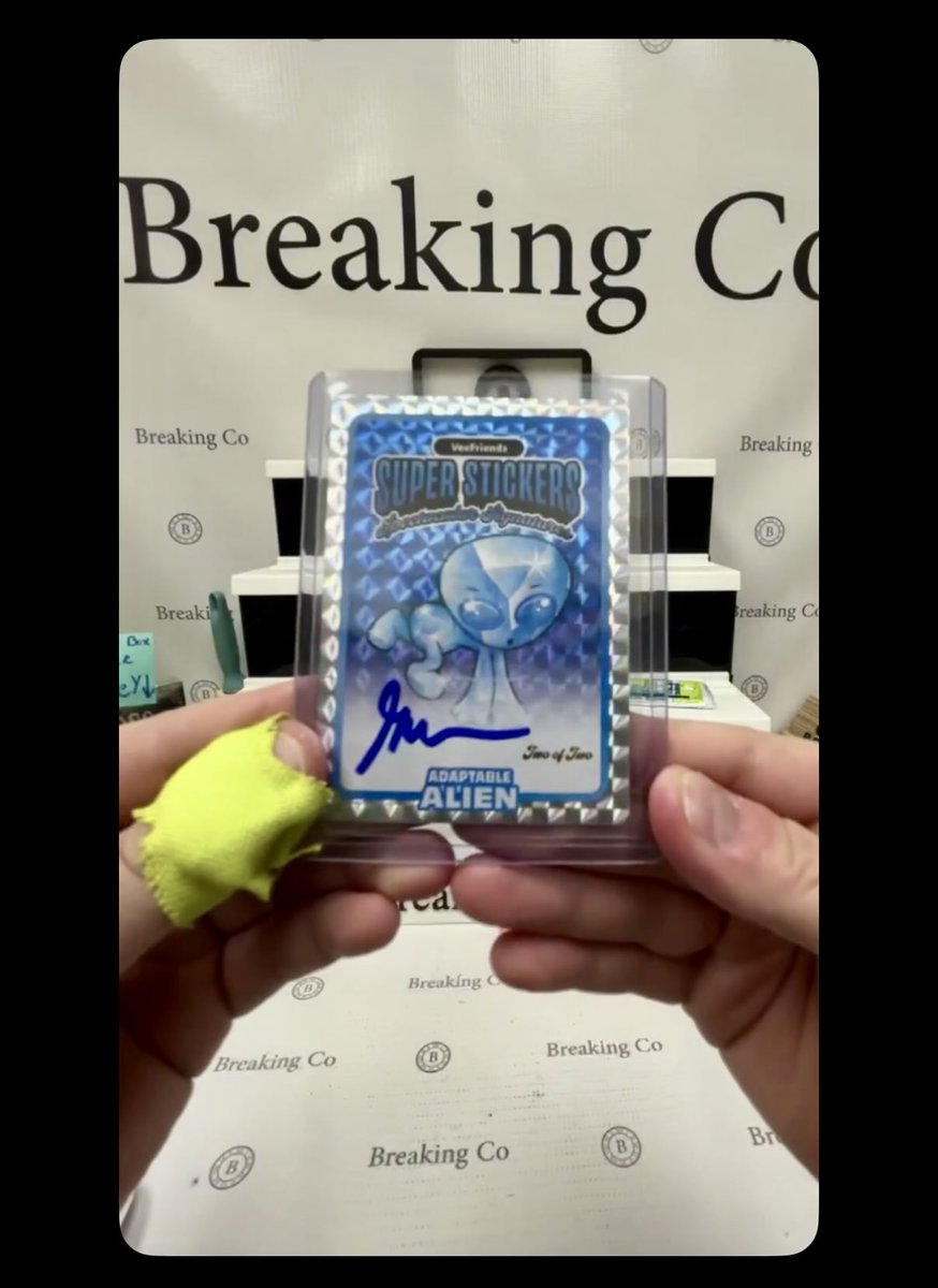 peeno504's tweet photo. Grateful AF for the childlike joy &amp; straight-up excitement this hit brought back into my life. Pulling a rip like this Adaptable Alien 2/2 Super Sticker? Closest thing to jumping in a time machine pure magic of possibilities unlocked again Thank you universe, @garyvee @veefriends https://t.co/Dh8HXMKyQ3