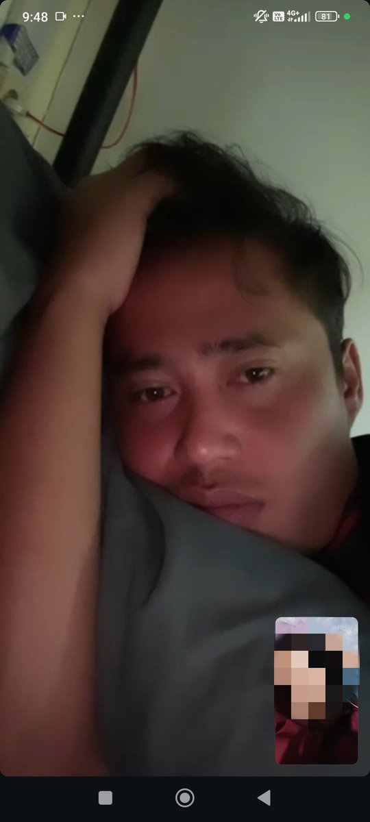 DieahR's tweet photo. Hai mas,,,
Bolehkah aku merindumu 
Aku masih ingat 2 taun lalu kamu hadir di hidupku saat aku terpuruk dan membawaku untuk berdiri kala itu, banyak hal hal yang kita lalui, banyak hal-hal baru yang kamu perkenalkan kepadaku... Hingga pada satu titik kamu mengatakan bahwa kamu - https://t.co/TSKG0nEXuq