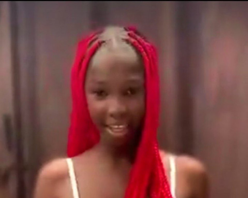 Online.         ……………………………………. Offline