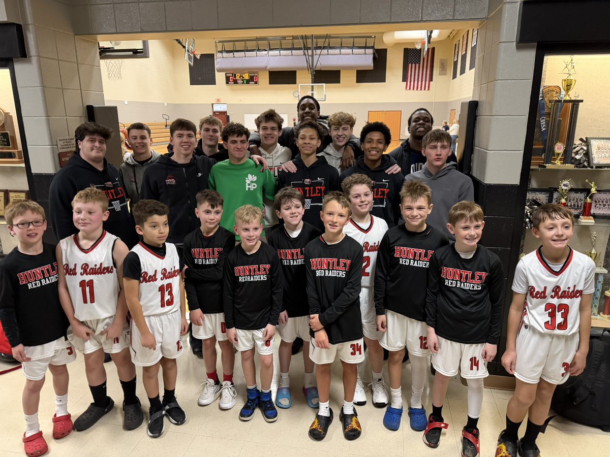 HuntleyHSBball's tweet photo. Huge surprise this morning. Our guys showed up to Calvin’s 9:15 am game and him and his teammates were so pumped! Big shoutout to our captains Aidan Gibbs and Casey Kaczmarski for setting this up. Incredibly grateful to have this group of guys in my kids life. Huntley is the best https://t.co/PvdiFiD06k