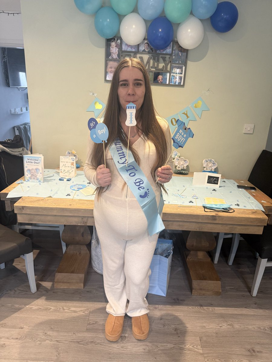 Lozwild92's tweet photo. Gorgeous afternoon for Laura’s Baby Shower after all the planning with her Sister …So glad you enjoyed it , You deserved a Lovley day 💫 
I can not wait to meet baby Hunter next week…The perks of working in Maternity 👶Auntie Lauren will be thier for the cuddles 💙 Part1 https://t.co/RgQiRpVs87