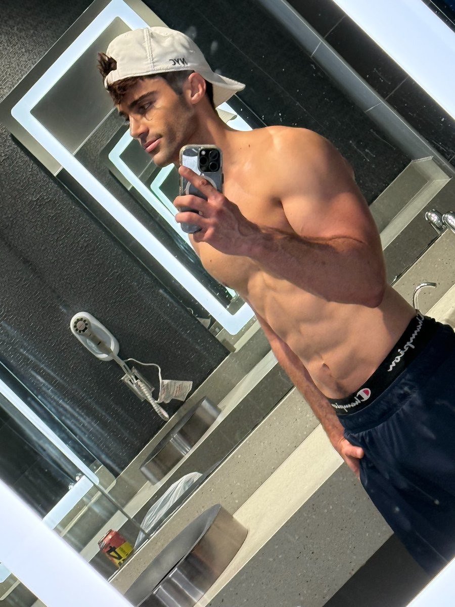 maxehrich tweet media