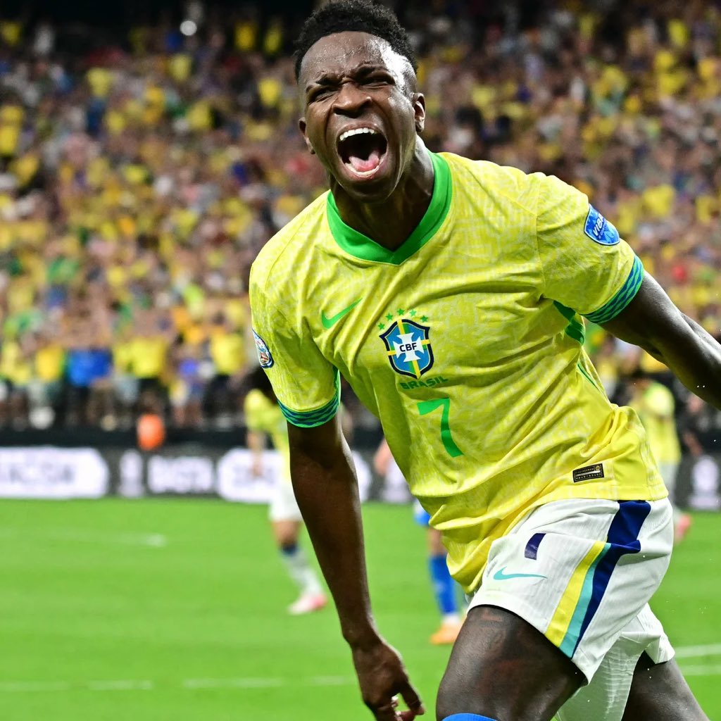 The Real Mr. Hitchcock tweet media