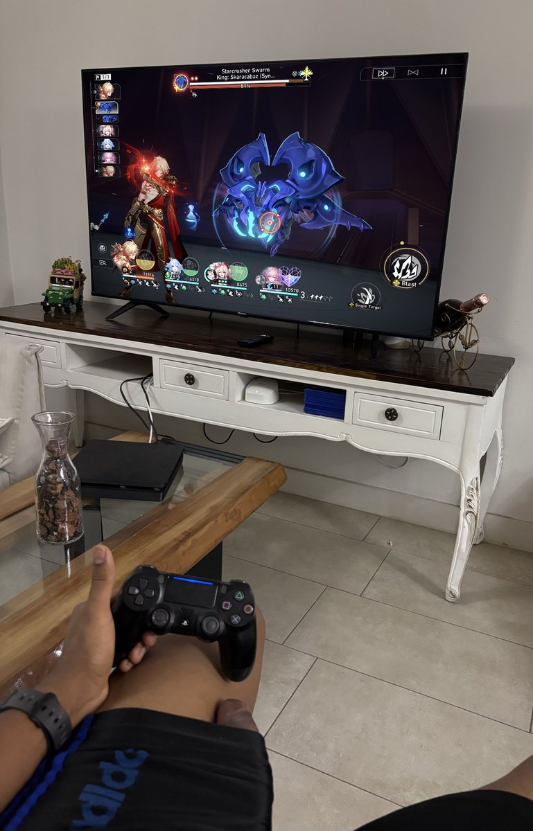 Khaslana tweet media