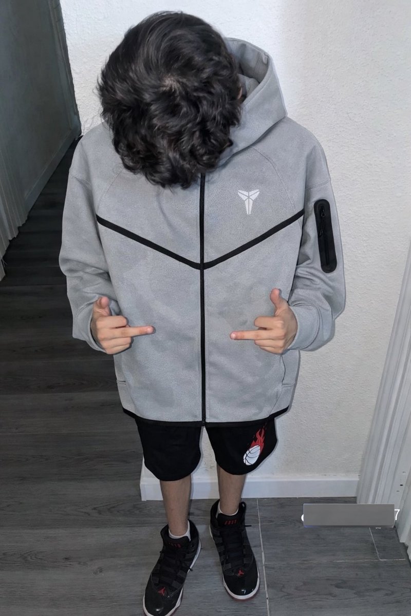 santana09 tweet media