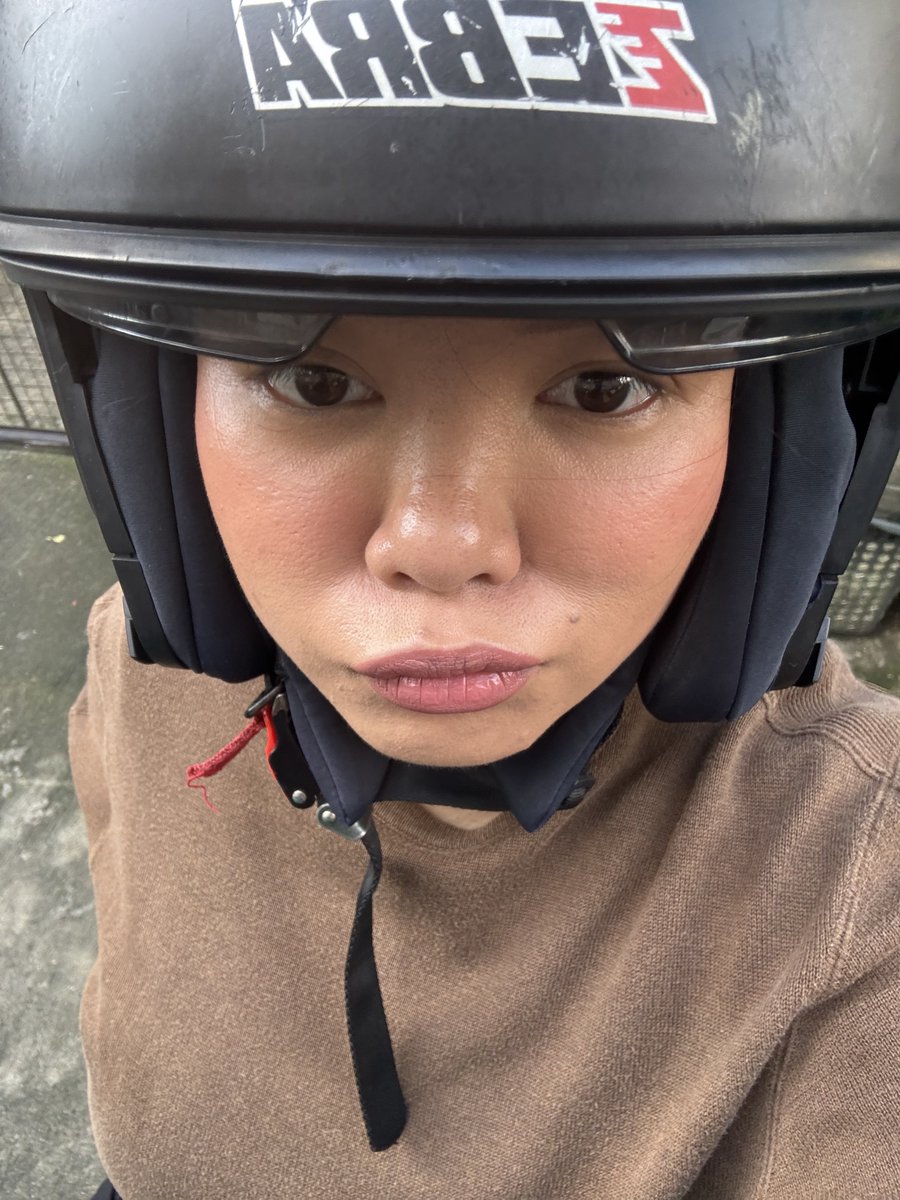 heyjayyy_'s tweet photo. proof of life ig 🤷🏻‍♀️🏃🏻‍♀️💨 bye https://t.co/TSNj7vhTKw