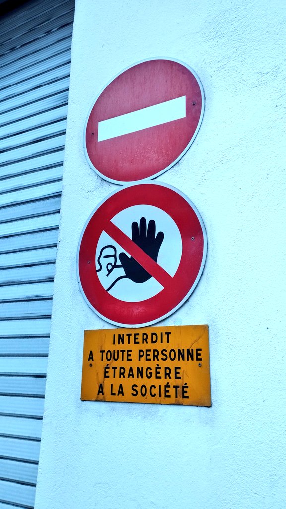 𝐋𝐞 𝐌𝐚𝐭𝐞𝐫𝐢𝐚𝐥𝐢𝐬𝐭𝐞 ☕️ tweet media