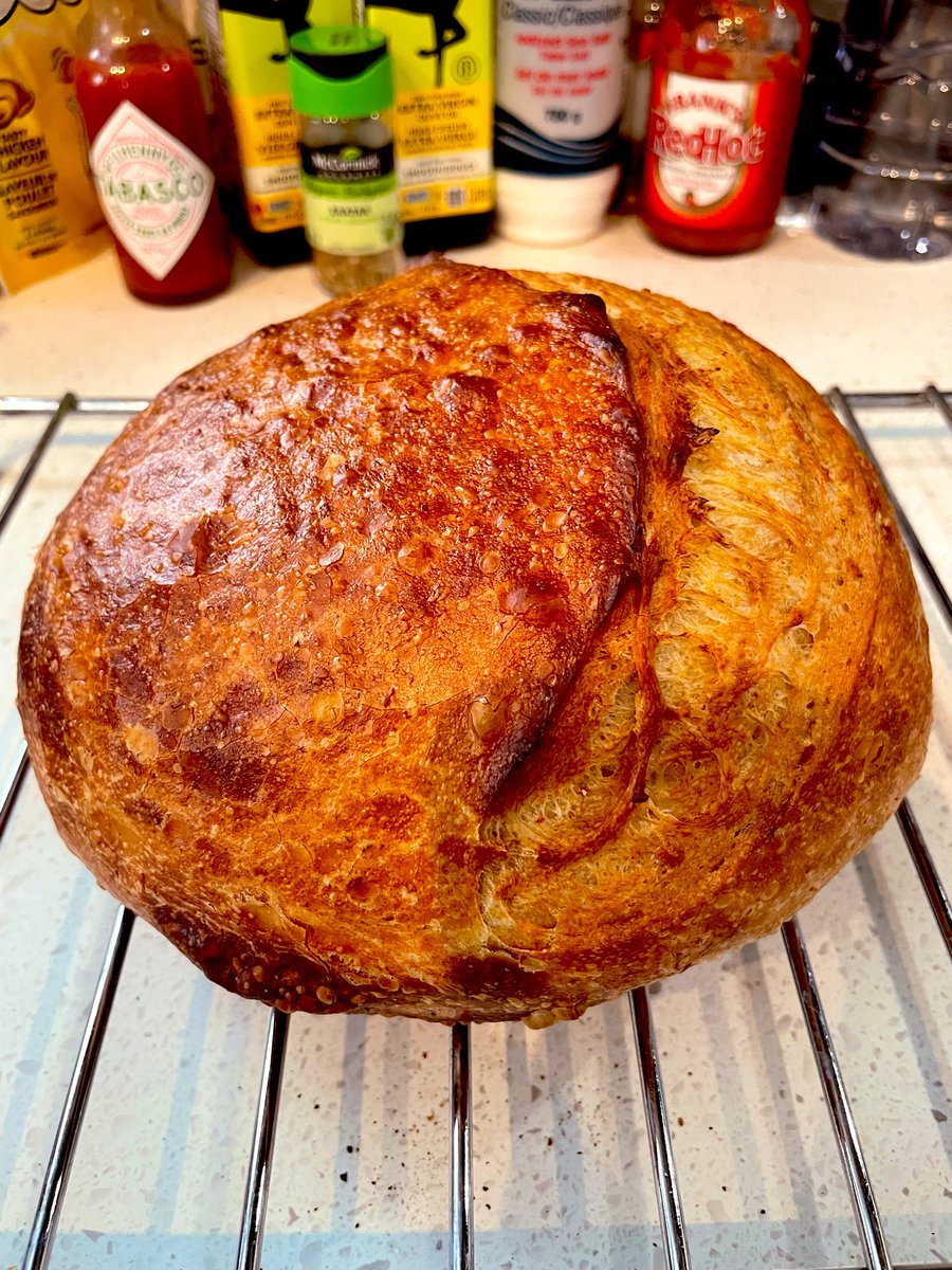 Baking bread  🍞 🌈  is a vital life skill not a hobby &amp; it’s the best thing you will  ever eat ⚡️ #bakebitch #sourdough #bake
