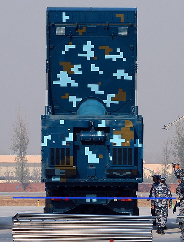 umbra2020paf's tweet photo. @vikas_css @TrishulxIN >It is a 4x4 truck.
>HQ-16 command post and all other support vehicles are 6x6 
>HQ-9 command post is 8x8

It's just a utility truck , look at the size of HQ-9 command post compared with a human standing next to it. https://t.co/oNANav9RBo