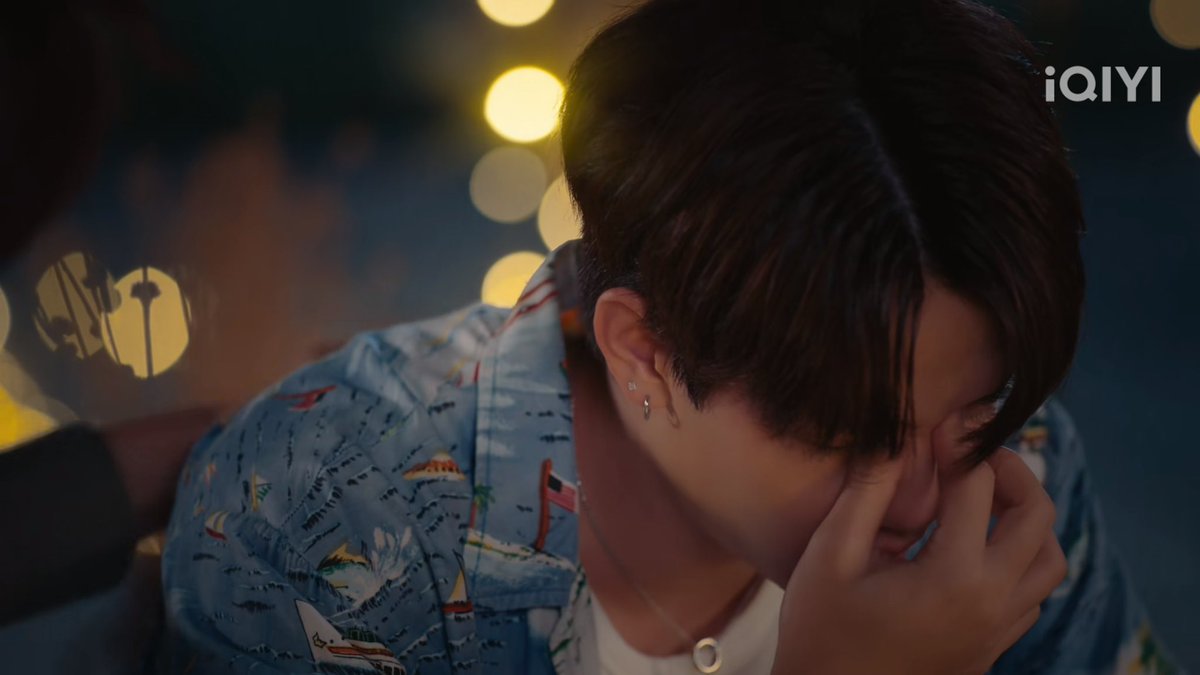 ดินเนอร์บนเรือไดหมึกทำฮี 55555555 เวทนาม๋าเด่กเมาเรือ

RELOVED THE SERIES OTHERWISE, US
#RELOVED_OtherwiseUS