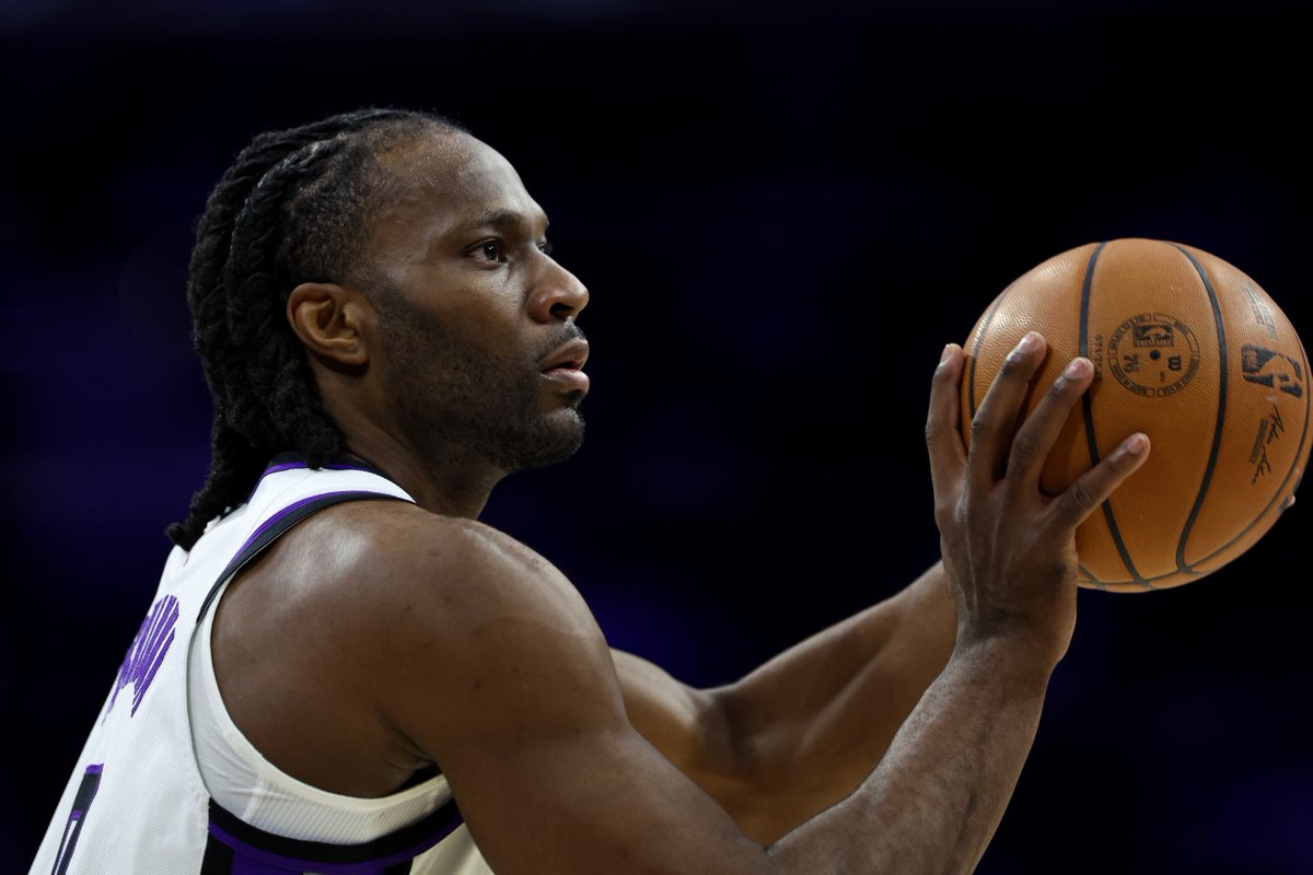 Alex Barutha 🏀 tweet media