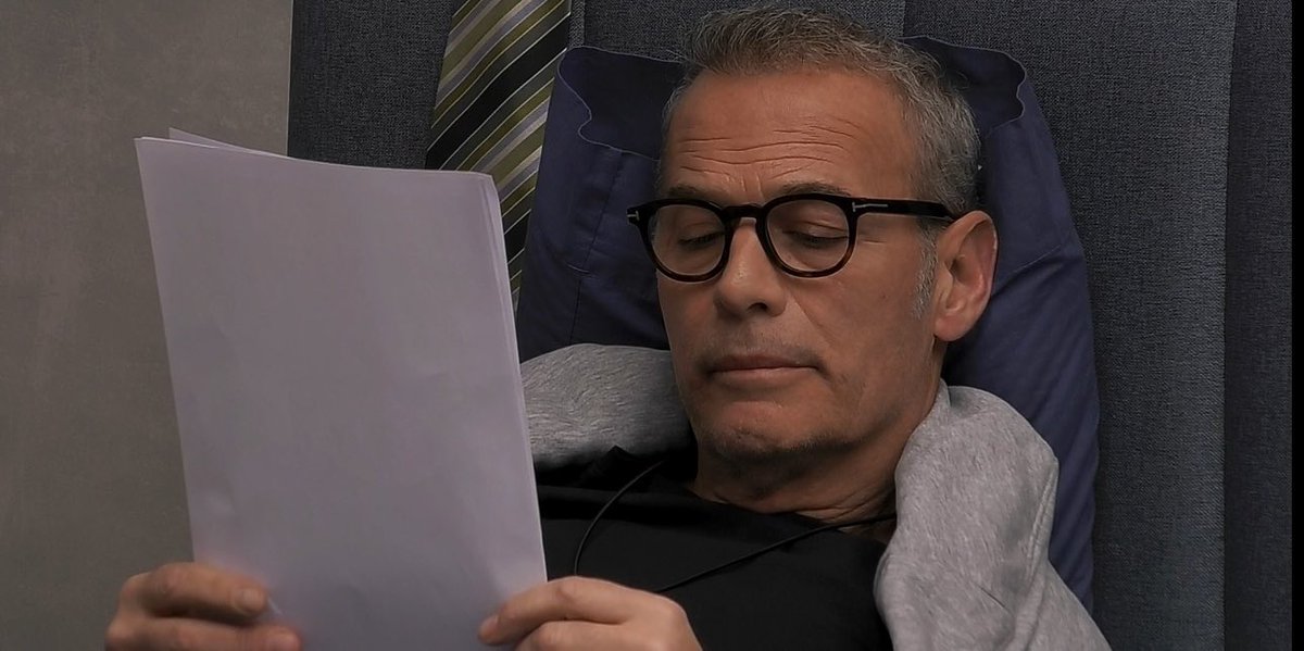 The Reader
#CarlosGanador 
#Manupasucasa 
#GHDuo21F