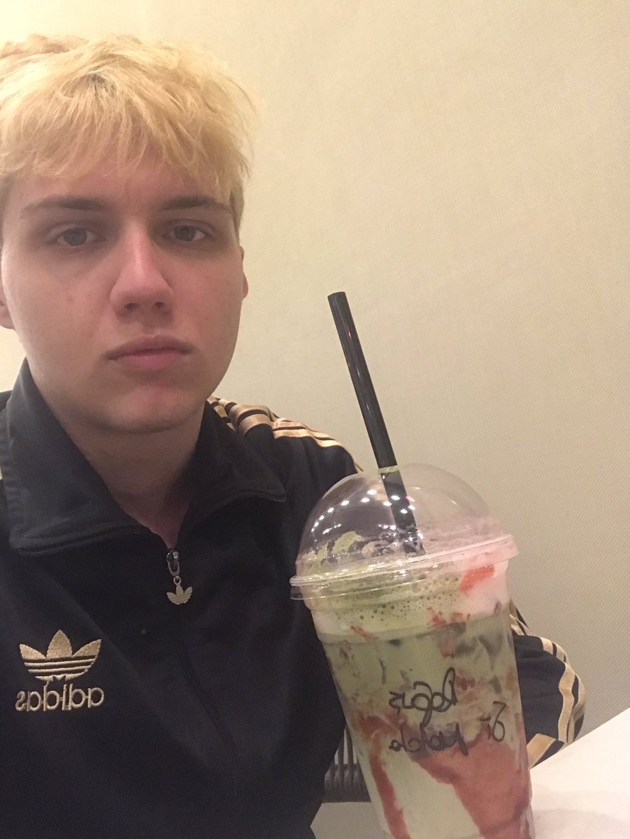 dayı bana maça mıne bişe içiriyolarsuan yarrak gibi tadı var ne bu aq çimen gibi