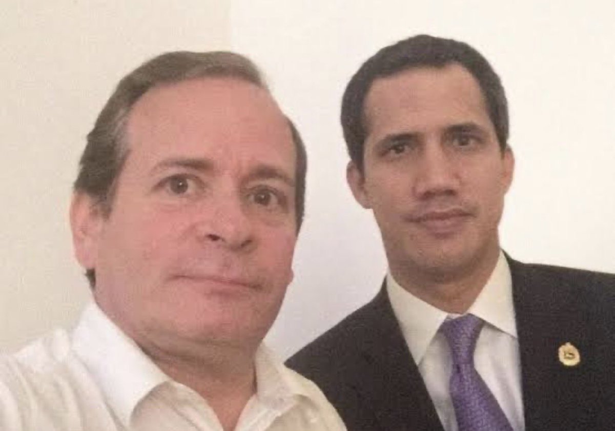 por cierto

juan pablo guanipa es diputado de la an2015 y sigue cobrando una pelota de billete 

también fue el “escudero político” de guaidó como ahora lo es de mcm

a tequeño crudo lo quieren vender como un santo pero no lo es

como dice guanipa “la verdad por delante”