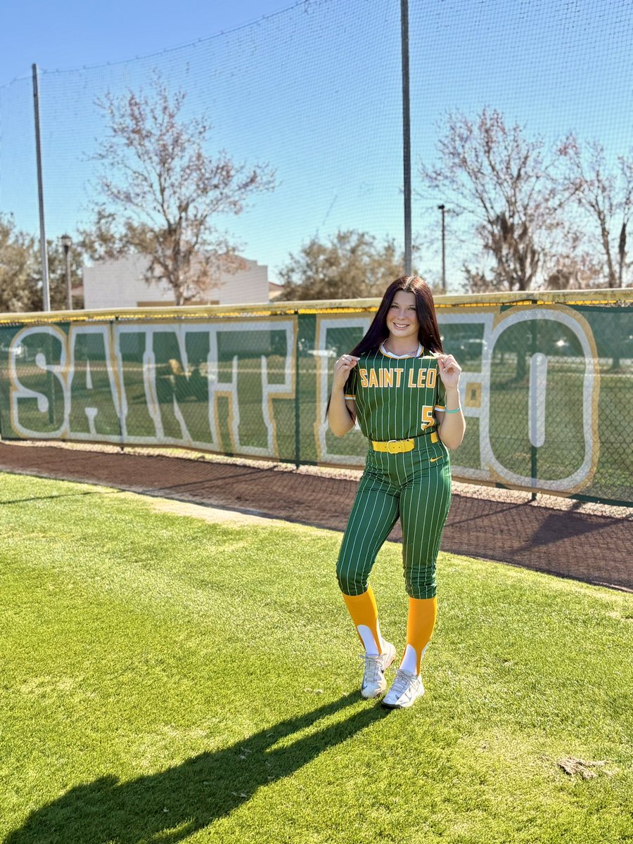 karsyn_walters's tweet photo. I’m am extremely excited and blessed to announce my commitment to Saint Leo University! To start I would like to thank God for every opportunity I have been given to fulfill this dream even through the ups and downs. I would also like to thank Coach Ashley Spencer for  introducing me to the sport I have grown to love ever since I was 7 years old. Coach Jess for the countless hours on and off the field always supporting me no matter what. Coach Ashley and Coach Trevor for taking a chance on a 13 year old and building me into the player I am today. Lastly, Coach Jason for helping through this recruiting process and helping me to find my home. To my parents, thank you for pushing me to be the person and player I am to have the opportunity to pursue my dreams. The hundreds of thousands of miles you have driven to camps, tournaments, and practices just to see the smile on my face is just the beginning of my appreciation. Thank you for always being there to support me even through the ups and downs that I was faced with, you guys were always there no matter what. Lastly, a big thank you to Coach K, Coach Carver, Coach C, and Coach Pat for this wonderful opportunity to play at the next level. I am so excited to make Saint Leo my home for the next four! GO LIONS 🦁 @SaintLeoSB