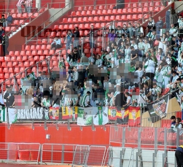 Brigadas Blanquiverdes en Almería.

UD Almería-Córdoba CF
21/02/26
#ultras