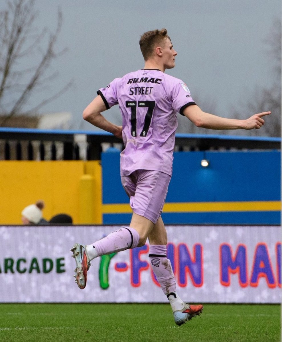 🔴 Back-to-back wins to nil

⚪️ Six wins in their last seven games

🔴 16 league games unbeaten

⚪️ 24/30 points won in 2026

🔴 Ten points clear of Bolton

⚪️ One point behind Cardiff

Michael Skubala’s Lincoln City. 👏 

#WeAreImps #EFL