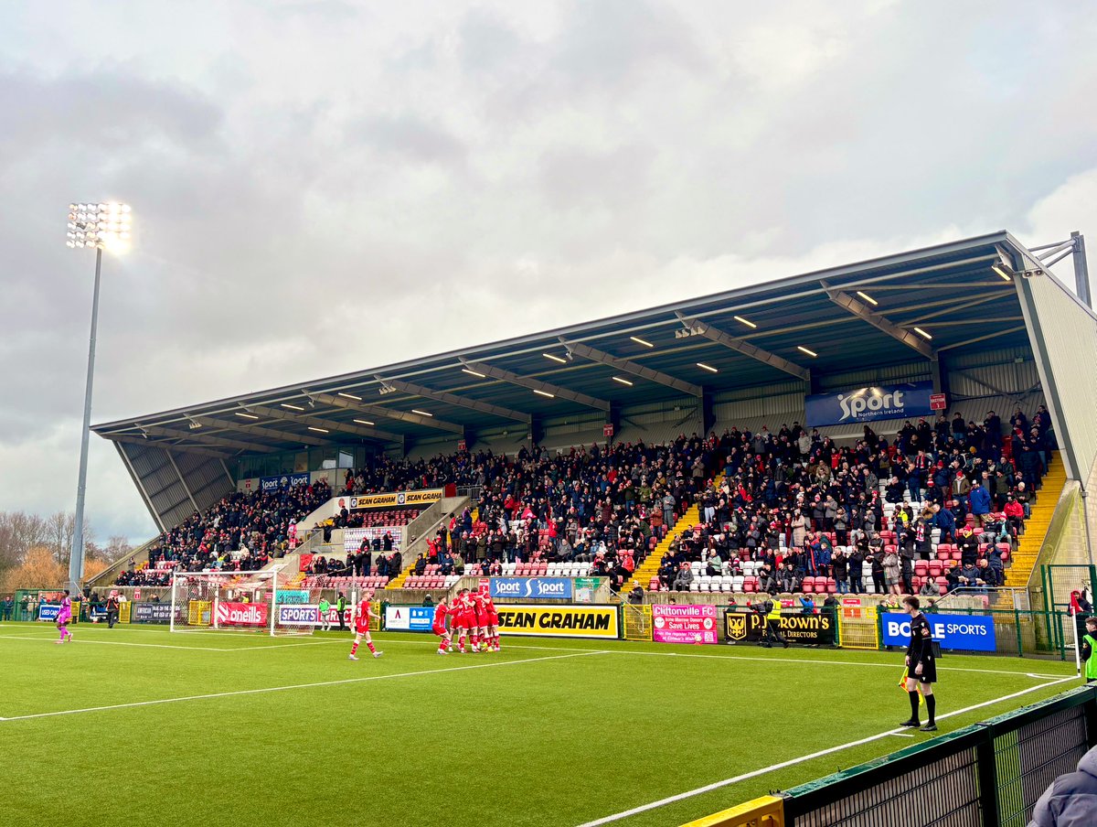 ßen (P) tweet media