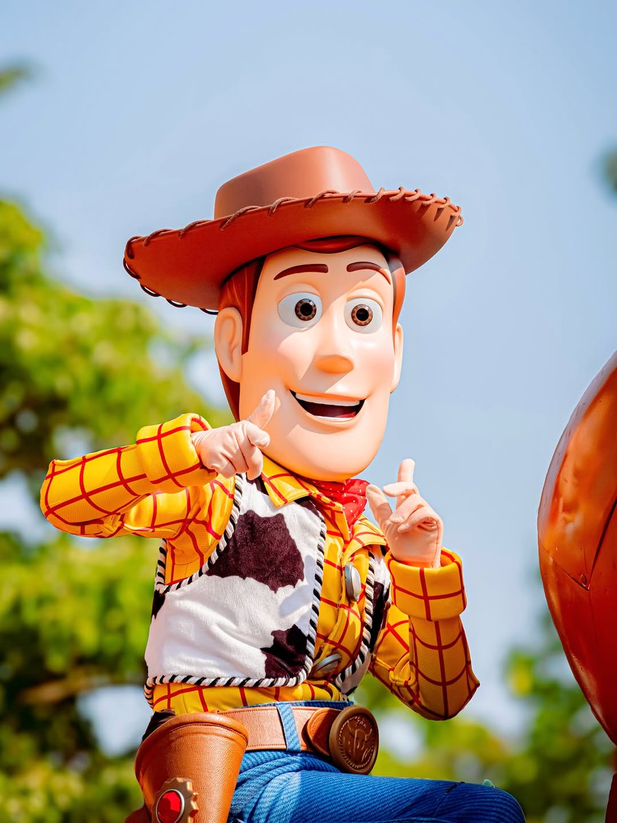 Disneyland Paris tweet media