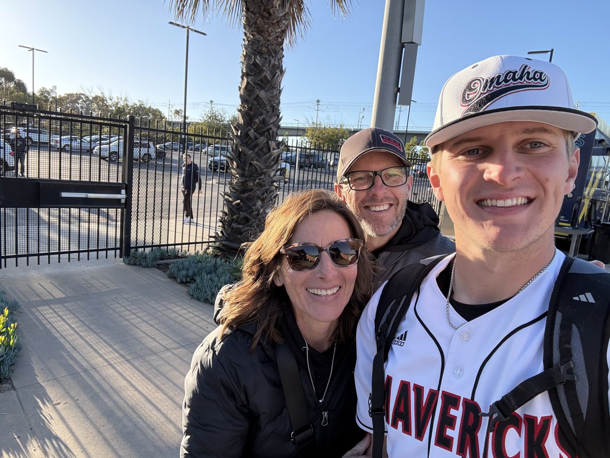 mdcurtis77's tweet photo. Happy 23rd Birthday to this kid! @BraydenCurtis8  Fun watching him do his thing, even when it means roughing it in San Diego for a few days.  Love ya! https://t.co/3l0kpdETTs