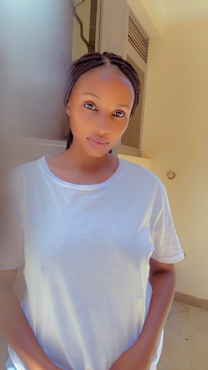 The weather is doing its thing… and so am I ✨🌤️