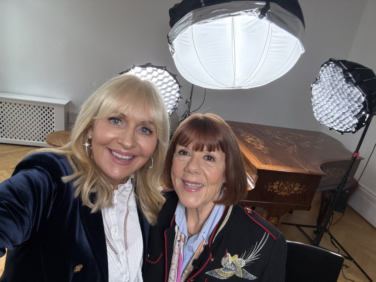 MiriamOCal's tweet photo. They say don’t meet your heroes - I just interviewed the truly remarkable Gisèle Pelicot for @RTE_PrimeTime &amp;she was even more magnificent than I dreamed she would be. No bitterness,no anger, despite all she has been through. Tune in next Tuesday 9.35pm @RTE_PrimeTime https://t.co/CDK86goBP2