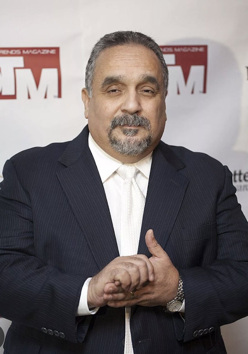 diegochirivi's tweet photo. No tengo un ápice de duda en que Willie Colón fue-es el personaje más importante en la historia de la salsa. Su legado sobrepasa la inmensidad. https://t.co/odvWKCNhiU