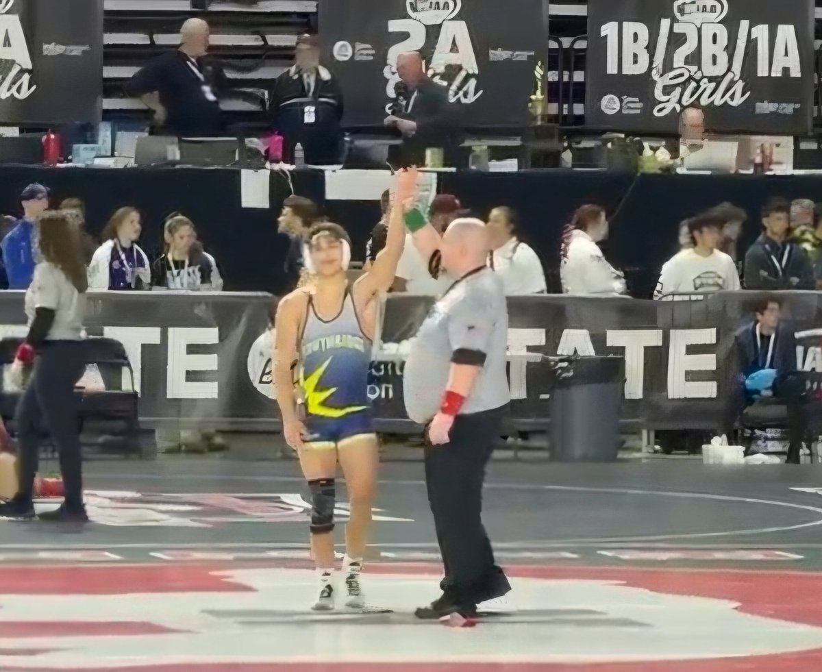 TriCityJudo's tweet photo. And another door closes on Gabe Borisch senior year. Wasn't final ending he wanted & worked so hard for that state title.  Placed 3rd @ state going 4-1 on day 2 @ the dome, lost extremely hard semi match then went on to win two more matches & placing 3rd. A amazing senior year. He went 7-1 overall at 2 day event. He closes the door on another high school sport, multi state wrestler & placer. This year consistently ranked #1, no excuses left it on the mat.  Proud of him always the last 4 seasons always stepping on the mat 100% or not giving it his all, his matches were always a highlight of throws shots sweeps & crazy pins.  And now he turns his focus on his last sport TRACK and returning to states in 100m again.. special thank you to Southridge wrestling coaching staff for always supporting him & believing in him #futrewouwolf #woufootball