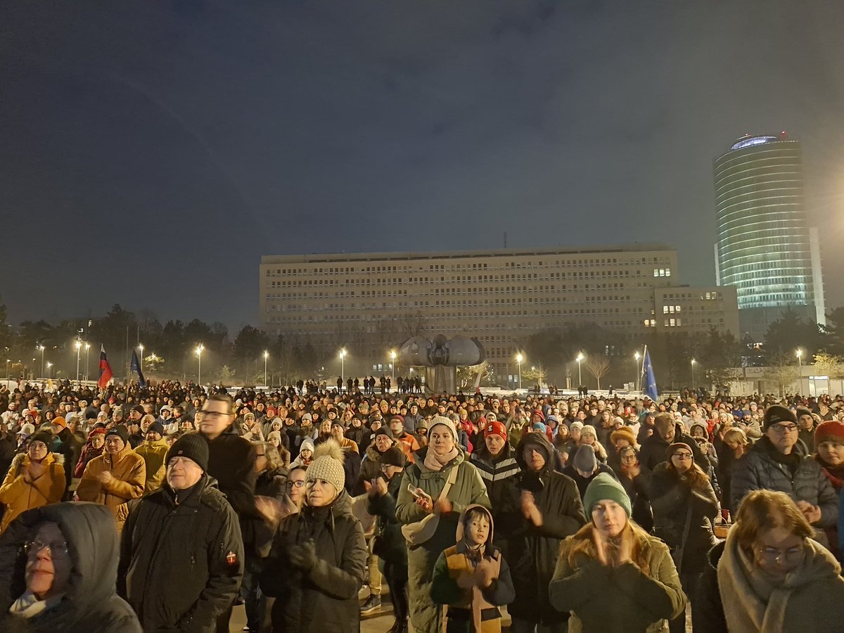 pavolszalai's tweet photo. In Bratislava with hundreds of people who gathered today to commemorate Slovak journalist Jan Kuciak &amp; his fiancée Martina Kusnirova, assassinated 8 years ago. I admire the strength of their parents &amp; 🇸🇰 civil society who keep fighting for justice. At @RSF_inter we stand by them. https://t.co/IIAOb5m7KN