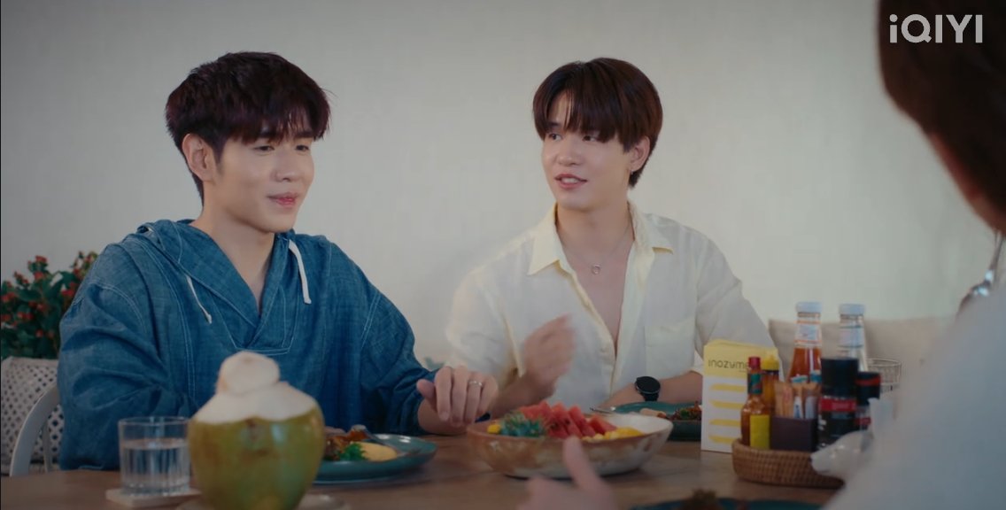 ชอบสายตาธันที่มองพี่คินมากก

RELOVED THE SERIES OTHERWISE US

#RELOVED_OtherwiseUS