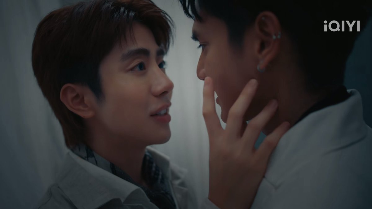 เขินจะบ้าแล้วพอ คุณดลใจเยนก่อน หนูจะตาย 

RELOVED THE SERIES OTHERWISE US

 #RELOVED_OtherwiseUS