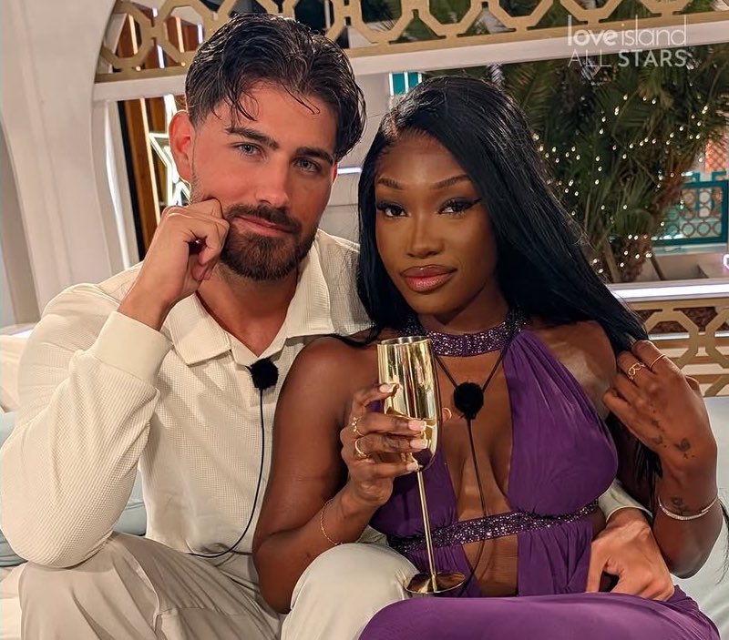 leebee4life's tweet photo. Scott and Leanne not only deserve to make the finals, they should win the whole thing. They have had the most interesting journey this whole season, which has included growth and change for both. And they seem most likely to work out in the “real world” to me. #LoveIslandAllStars https://t.co/nbDCvwiHrD