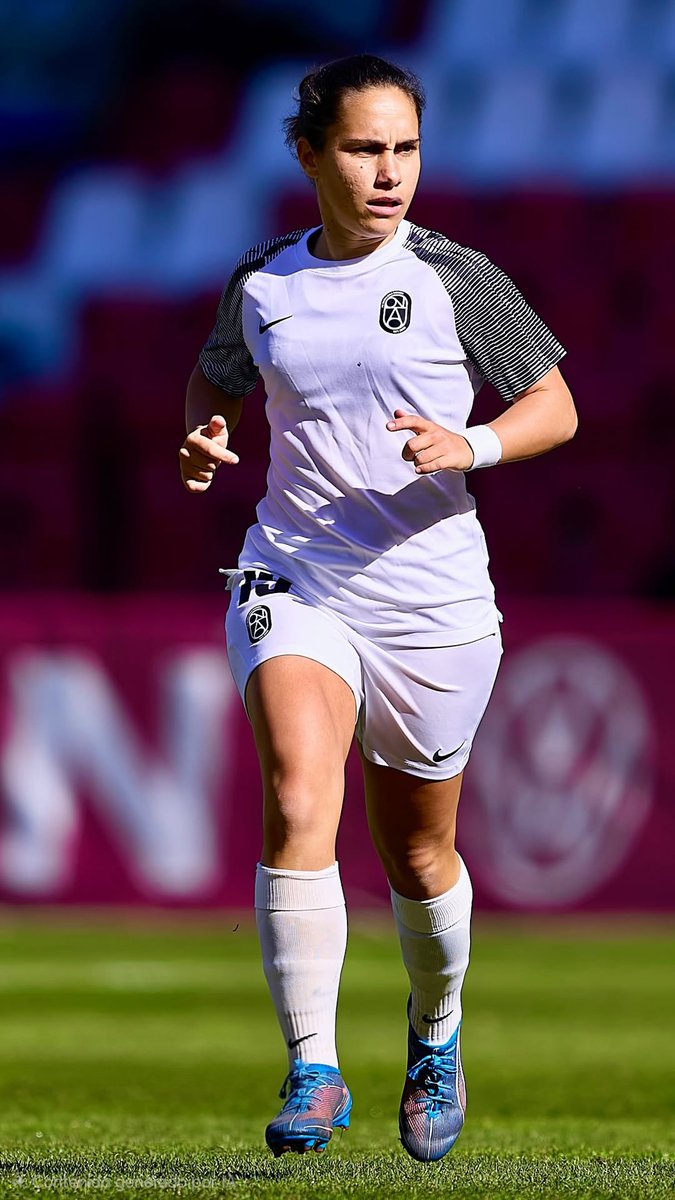 ➕️3️⃣🤍 <a href="/lorcapucca/">Lorena Navarro</a>