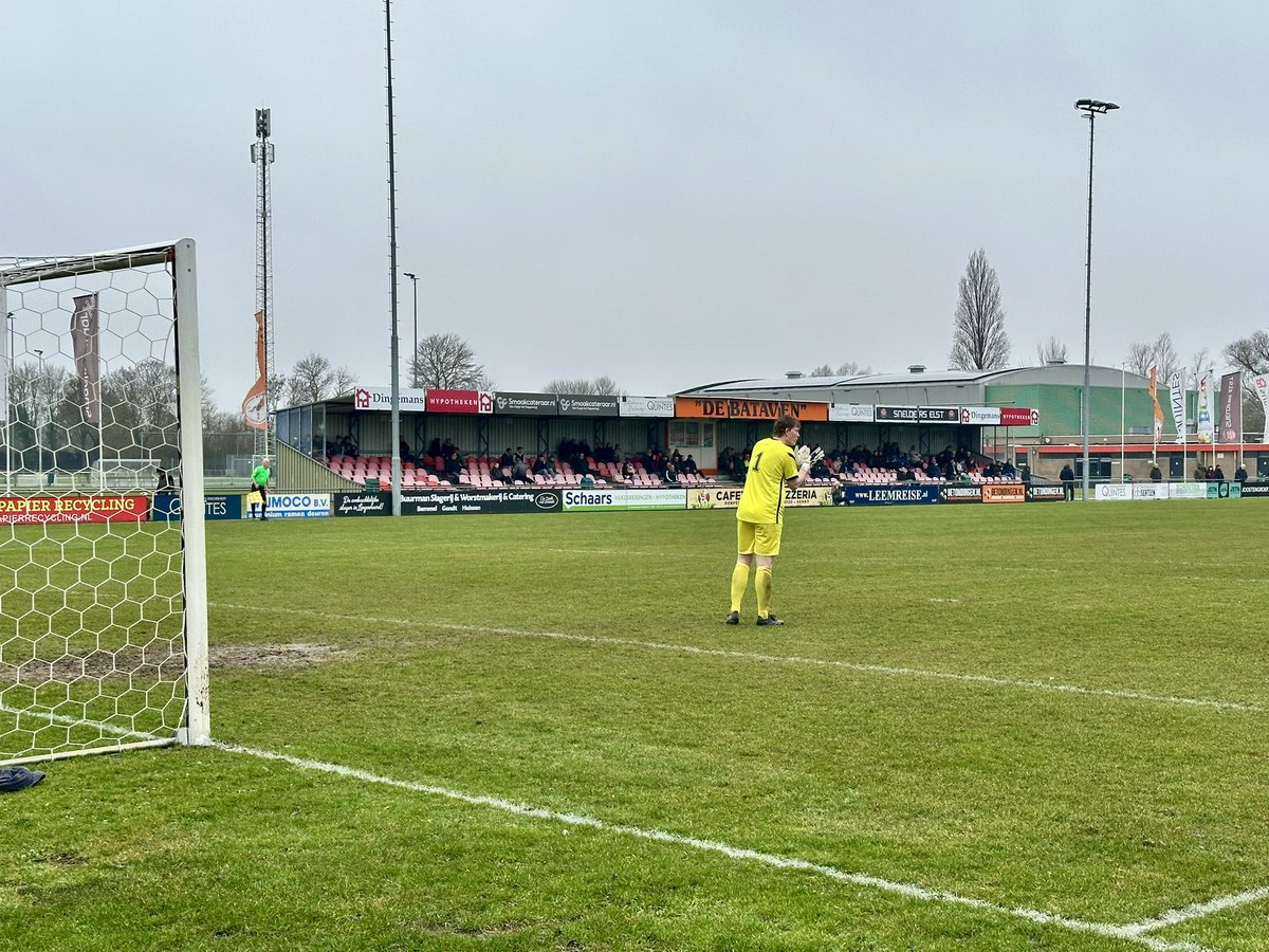 Dick Teunen tweet media