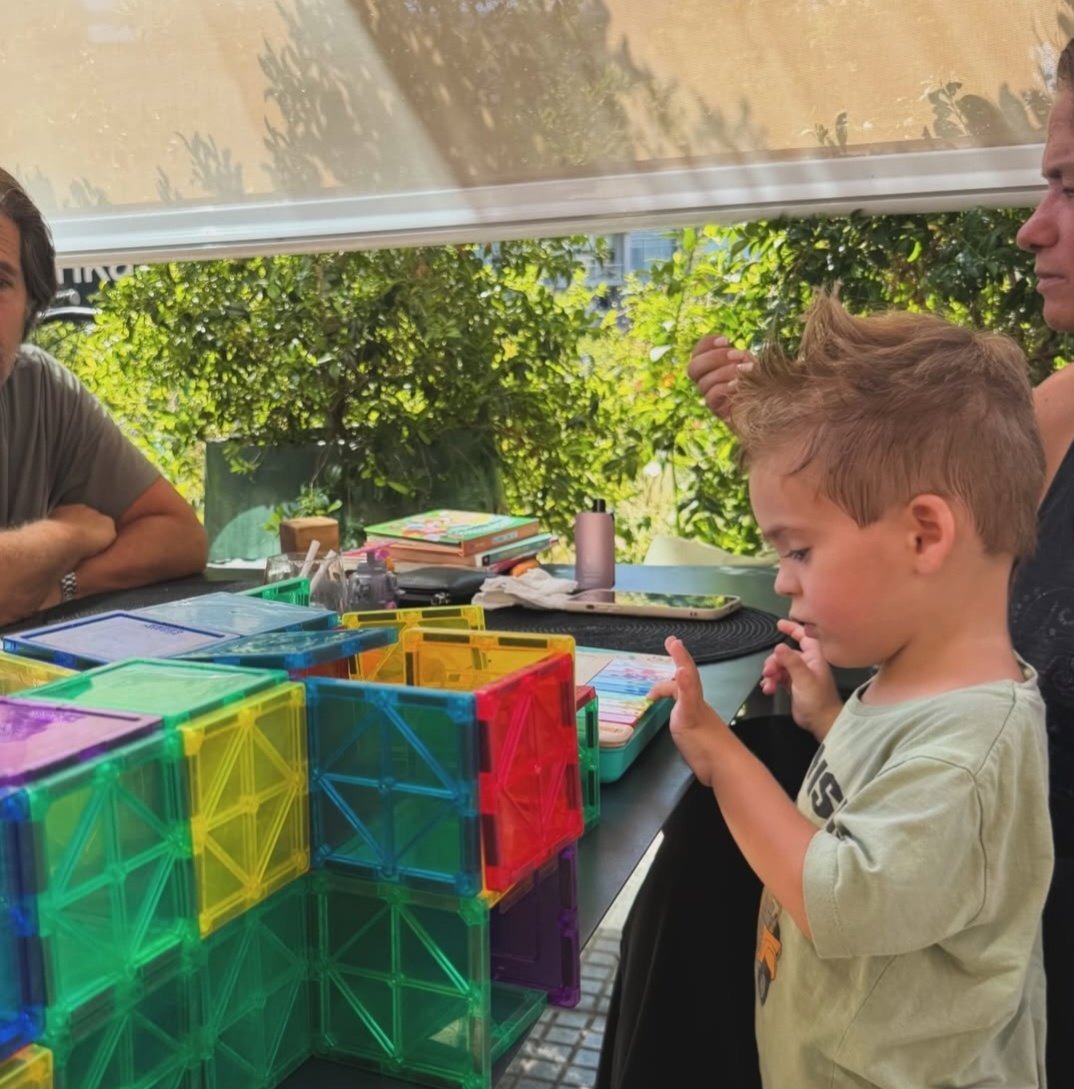 Mañana él cumple 3 años 🤍 , entendés que cumple TRES AÑOS ? 🥹.