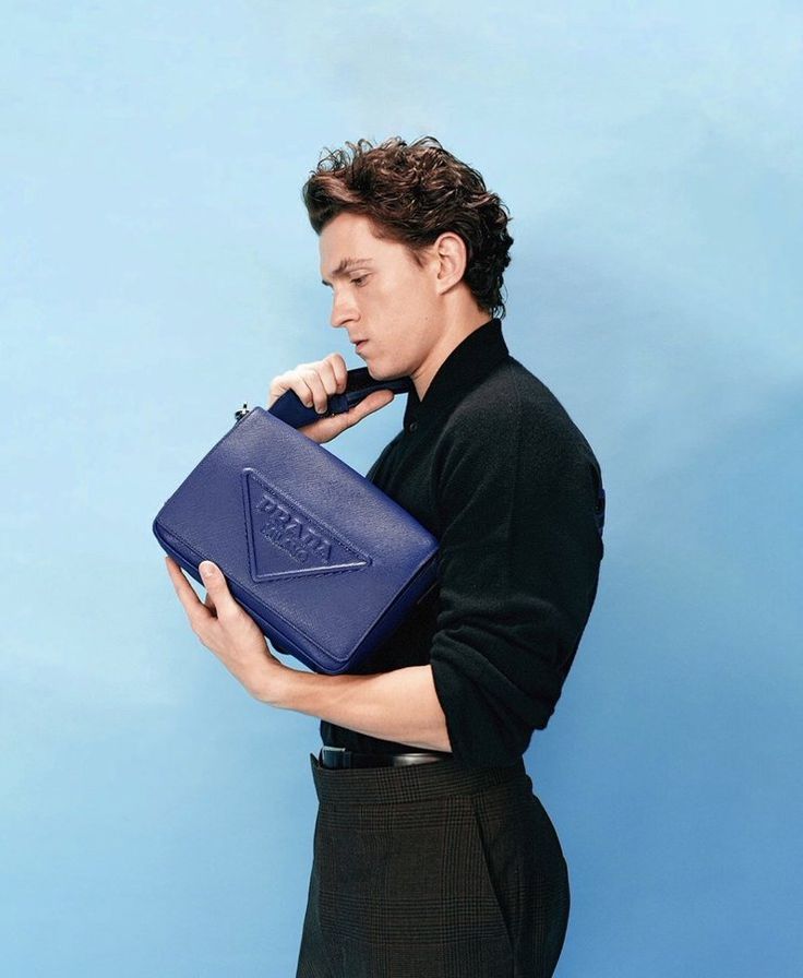 theo01741849395's tweet image. RT @Barbiehlld: 😮‍💨