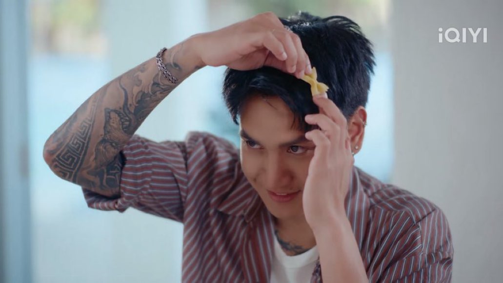 ฉากนี้ให้นะอีพีนี้ นานๆฮีจะขายน่ารัก ติดโบว์หวานๆ ปกติกวนมากก

RELOVED THE SERIES OTHERWISE US

#RELOVED_OtherwiseUS