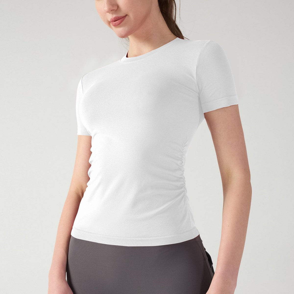 BREE TOP. 🤍

🏷️13,500. 

M - XL. 
send a dm to order!