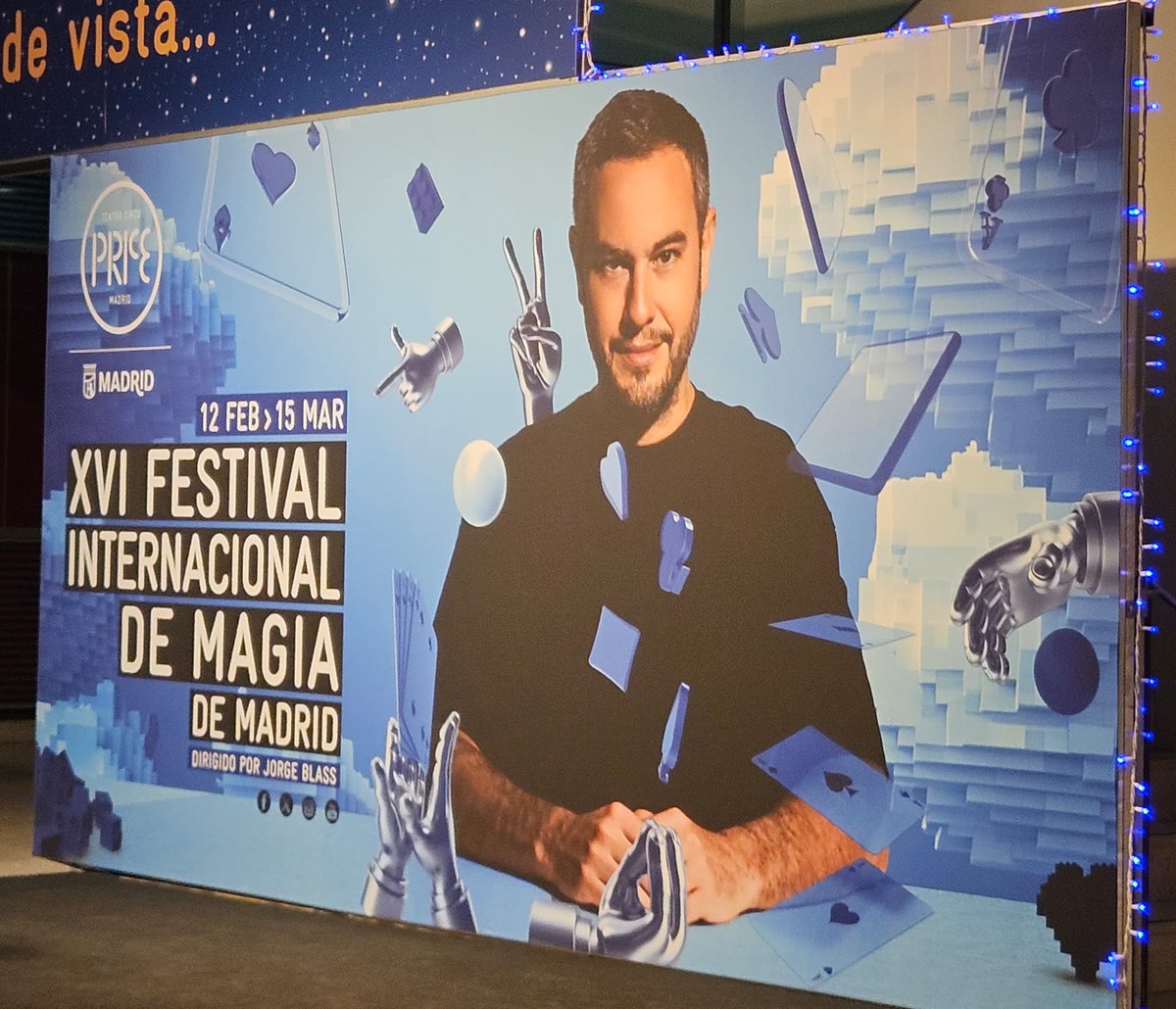 neppcinefilos's tweet photo. El XVI Festival Internacional de Magia en el @circoprice  reúne a los más grandes ilusionistas del planeta en un show espectacular. #FestivalMagiaMadrid #Madrid 🎩https://t.co/ESLP1TdQwK https://t.co/tFVVRhH7wS