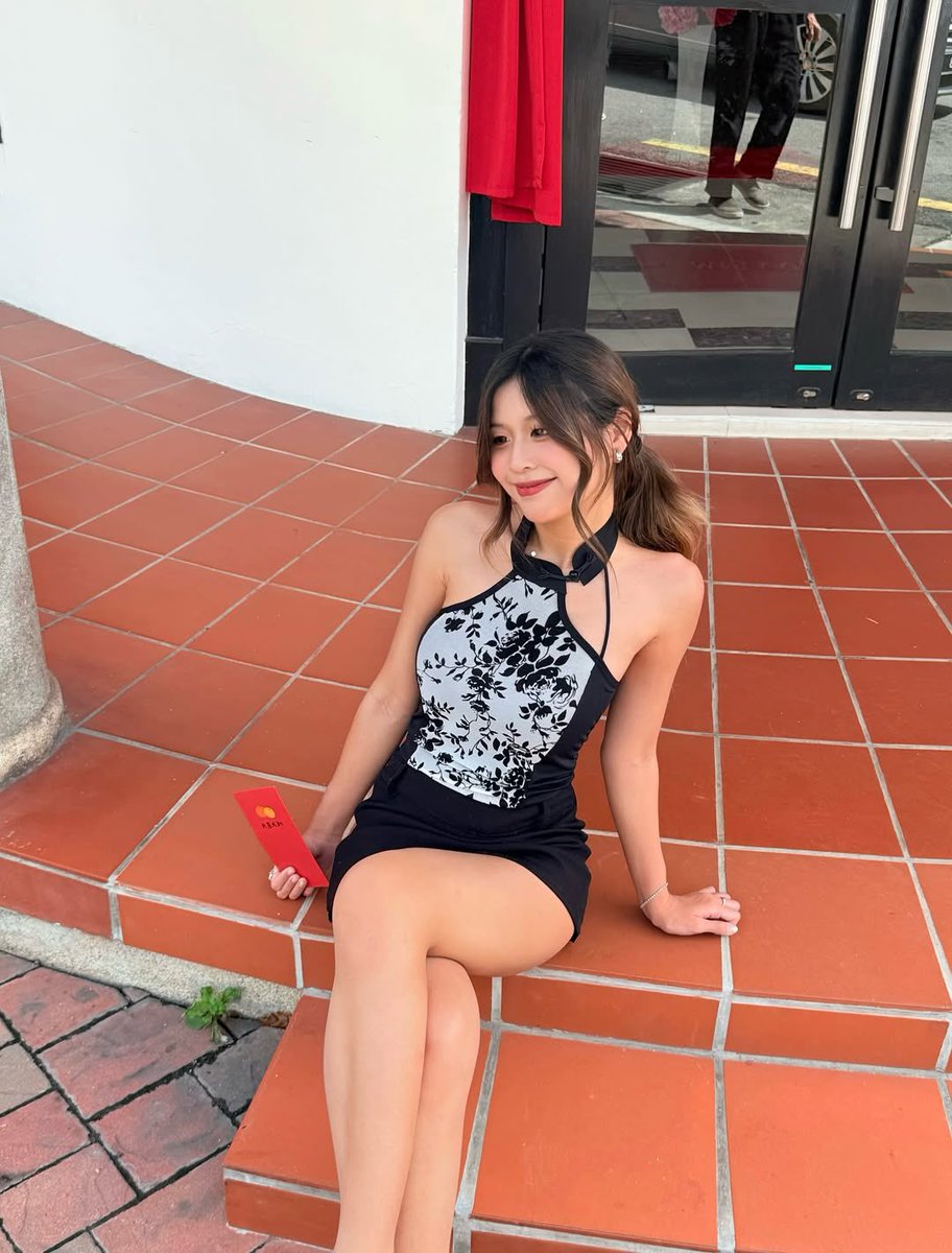 骚货分享站 SlutSharing tweet media