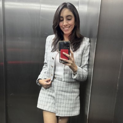 Milca_ramirezO's tweet photo. #NuevaFotoDePerfil https://t.co/fQid8BqeRX