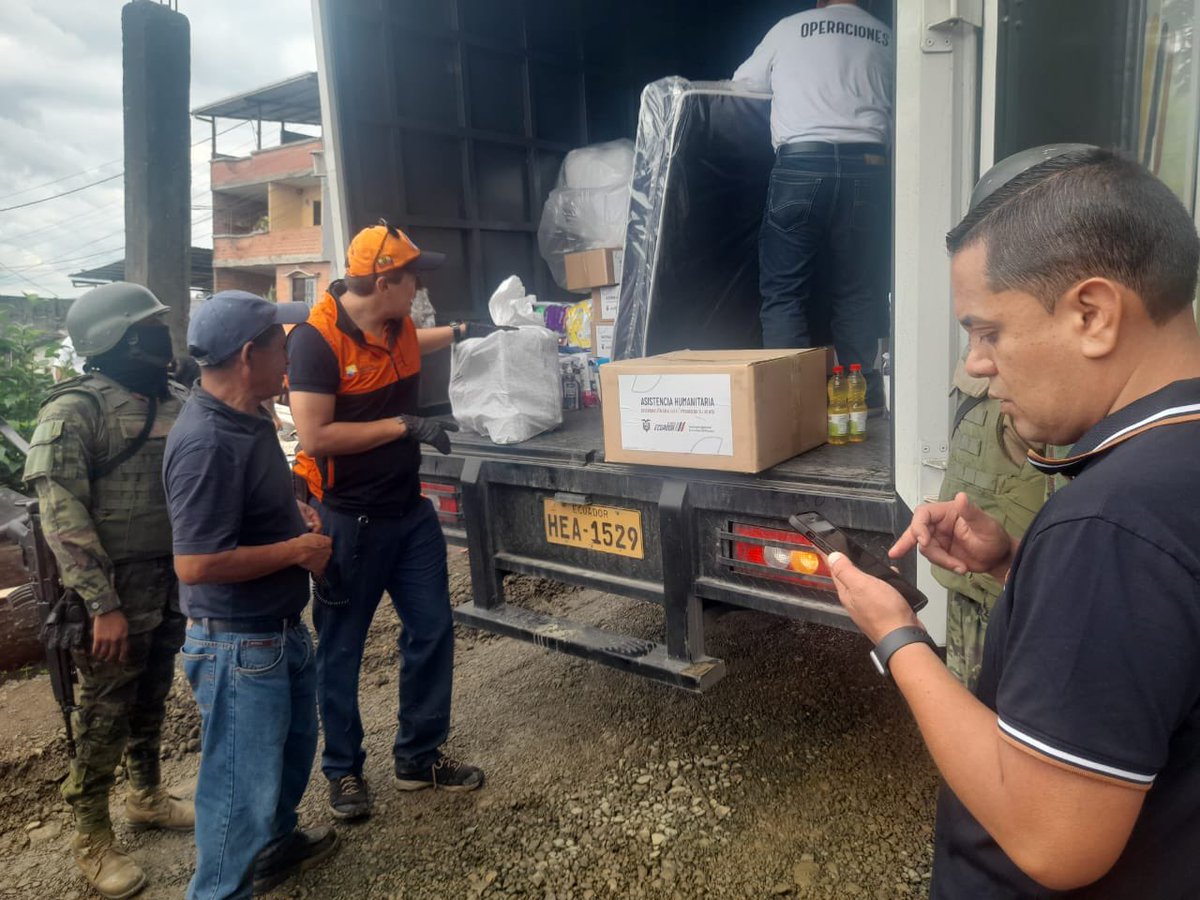 Riesgos_Ec's tweet photo. #Cañar 

Evento: Inundación

Estado: Evento cerrado. Sin lluvias al momento. Calles sin novedades; se verificaron 3 viviendas afectadas por ingreso de agua en el sector Patria Nueva.

Afectaciones: Calles anegadas; 3 viviendas afectadas; 3 familias afectadas (10 personas).

Acciones: La SNGR realizó inspecciones técnicas, levantamiento de información y entregó asistencia humanitaria a las familias afectadas.

➡️ Se mantiene monitoreo permanente. 🇪🇨

@Presidencia_Ec @CaroLozanoHaro @ComunicacionEc @GOBERCANAR 

#ElNuevoEcuador