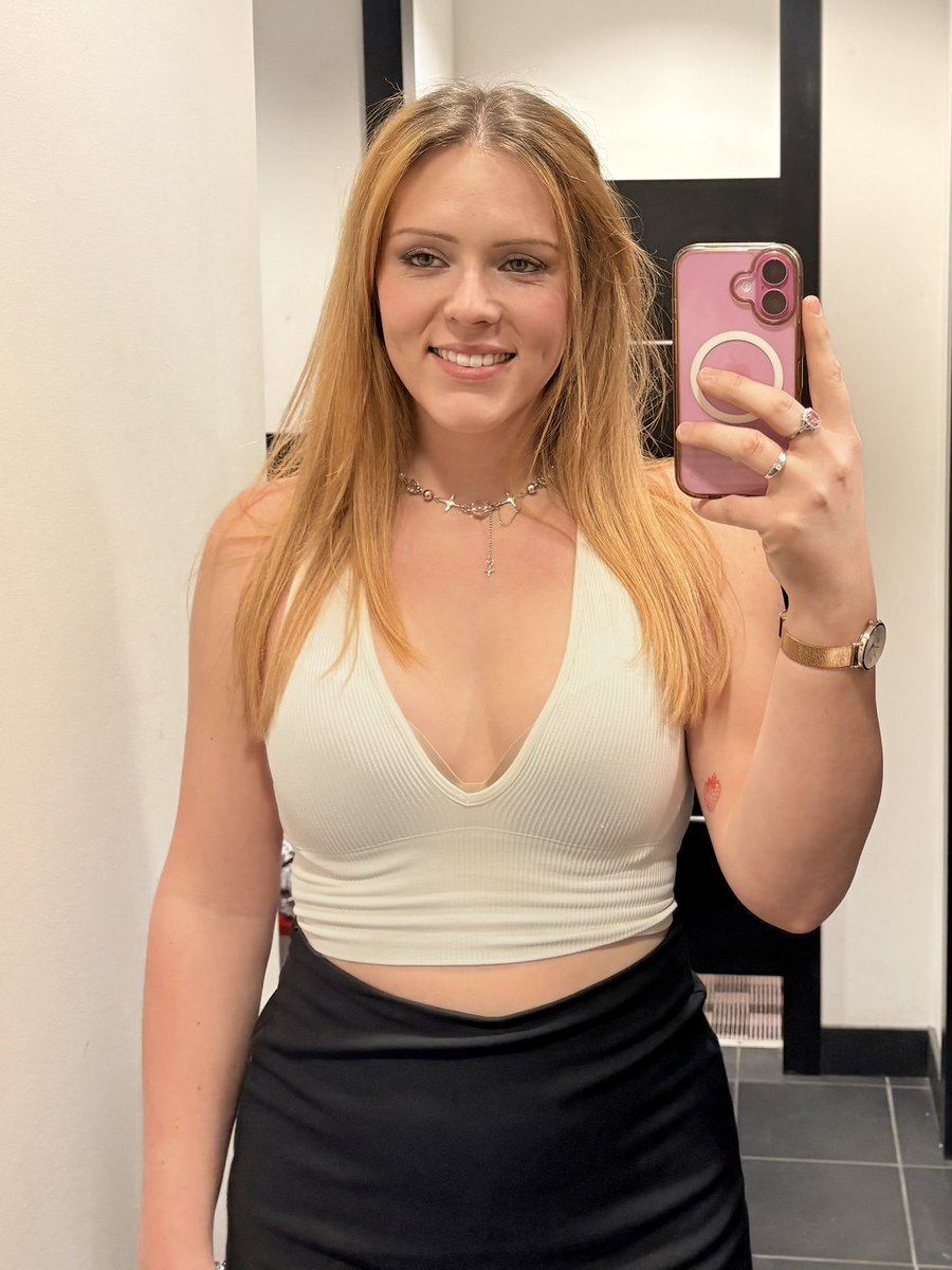 TsJulia White🏳️‍⚧️ tweet media